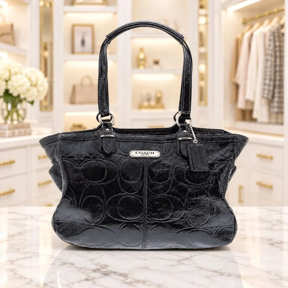 COACH Black Signature Classic Patent Leather Embossed Logo handbag/tote bag
